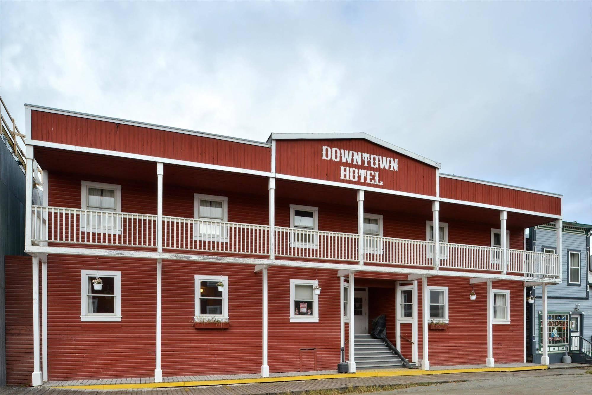 The Downtown, A Coast Hotel Dawson City Exterior foto